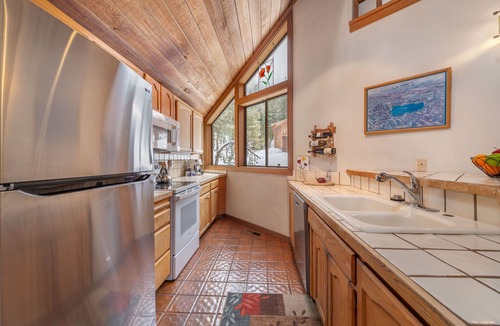 Alpine Meadows House | Alpine Getaway - N. Lake Tahoe, Hot Tub, Mountain Views