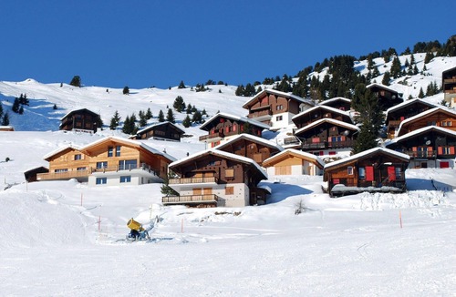 Les Angles Apartment | Alpine hideaway in Les Angles