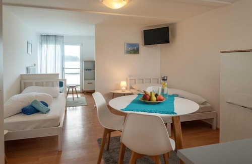 Maishofen Apartment | Alpine Hostel B3