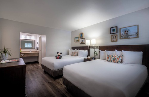 Anaheim Resort Hotel | Alpine Inn