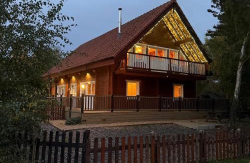 Pentney Ski Chalet | Alpine Lodge