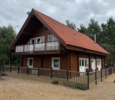 Pentney Ski Chalet | Alpine Lodge