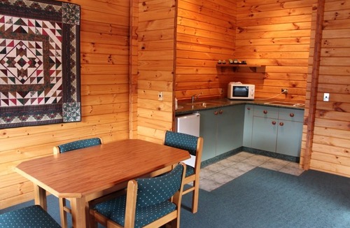 St. Arnaud Hotel | Alpine Lodge
