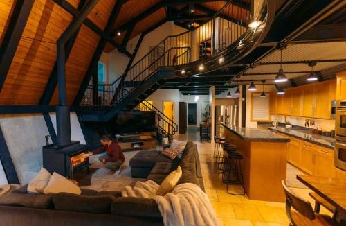 Glacier House | Alpine Lodge