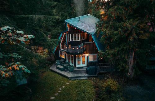 Glacier House | Alpine Lodge