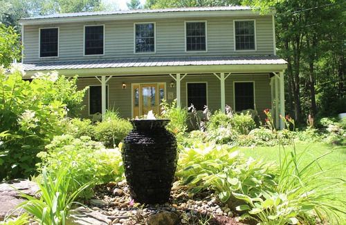 Porter Corners House | Alpine Oasis - Adirondack house close to Lakes, Golf, Skiing and so much more!