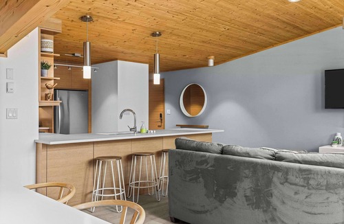 Teepee Town Condo | Alps #201- LEED Gold Certified & Dog Friendly!