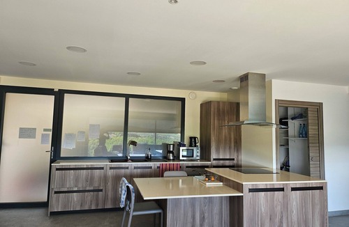 Pont-Eveque Apartment | Alps view apartment