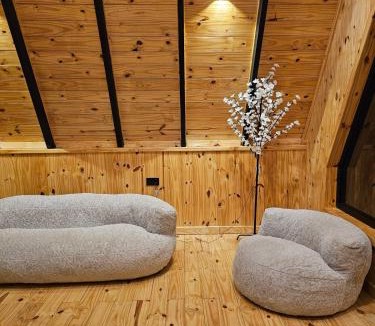 Falaj al Moalla Ski Chalet | Alreef Hut