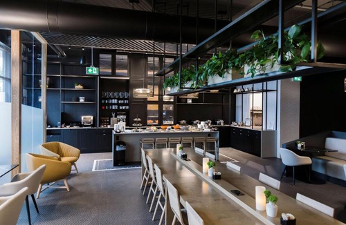 Saskatoon Downtown Hotel | Alt Hotel Saskatoon