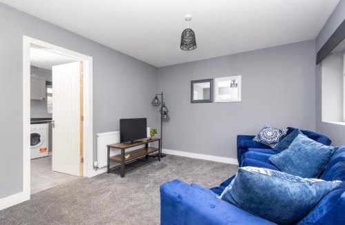 Stanley House | Alt-Stay Accommodation - Lofthouse, Wakefield M1 - 3 Bed En-suite With Parking - Ideal For Contractors & Long Stays