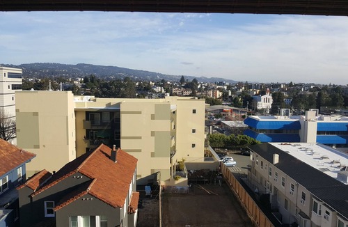 Oakland Ave - Harrison St Apartment | Alta Bates Summit Medical Center Oakland California