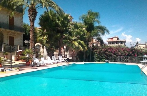 Casa Papa Villa | ALTA lux villa stone homeholiday