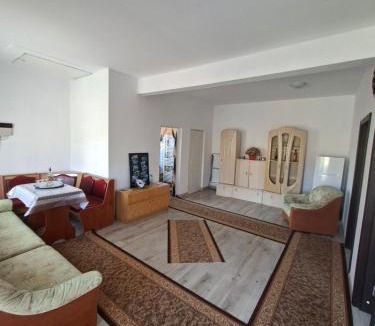 Hangu House | Altan's Gold