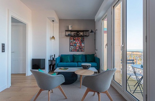 Biarritz City Centre Apartment | ALTAYA Apt with balcony and sea view in Biarritz