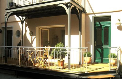 Erbes-Budesheim Apartment | Alte Backstube - Ferienwohnung & Appartement