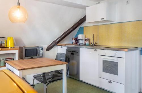 Satteldorf Apartment | Alte Schmiede Ellrichshausen 2