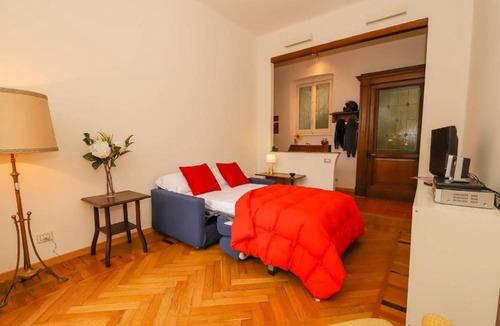 San Vincenzo Apartment | ALTIDO Apt for 3 with Rooftop Balcony and Lovely CityView
