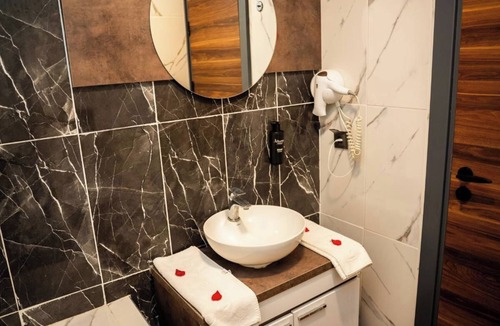 Armutlu Hotel | Altuncu Premium Termal Hotel