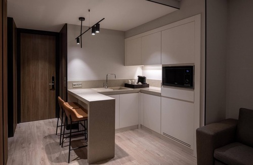 Uskudar Hotel | Altunizade Suites Istanbul, Curio Collection by Hilton
