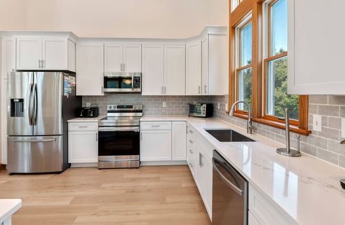 Corolla House | Always Summer: Private Pool, Spa, Club Access