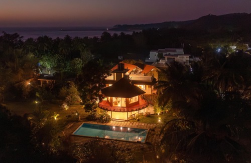 Kashid Villa | Amã Stays & Trails Skyfall, Kashid