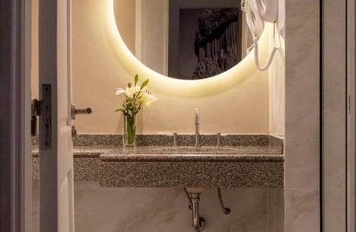 Alumine Hotel | Amérian Aluminé
