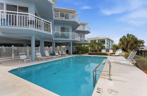 Treasure Island House | Amadeus 9