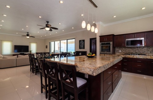 Playacar Fase I House | Amaizing Beachfront villa with 4 bedrooms, private pool and BBQ!