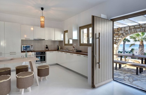 Ampelas Villa | Amalgam Homes Paros