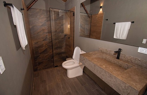 Tierra Bomba Island Hostel | AMALIFE Beach Club & Hotel