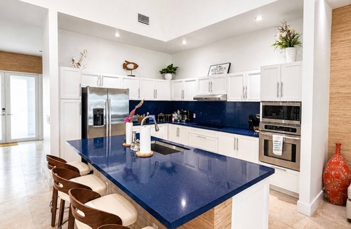Alice Town Villa | Amamare Waterfront Villa | Pool + Private Dock