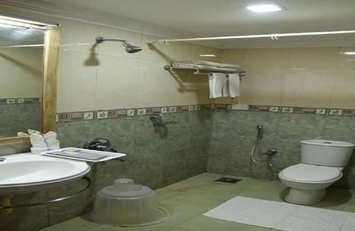Thalassery Hotel | AMAN Residency