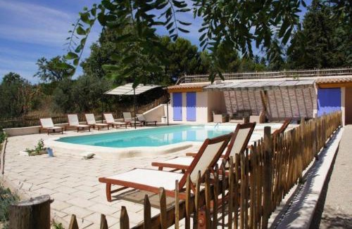 Mazan Apartment | Amandier