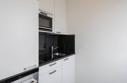 Grenchen Hotel | Amanthos Living Solothurn (Self Check In)
