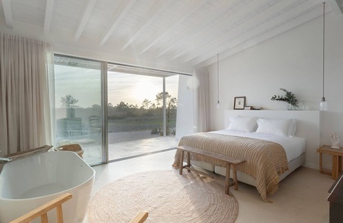 Baia dos Tiros Hotel | Amaria