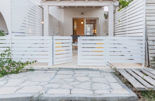 Caucana-finaiti-casuzze-finaiti Nord Apartment | Amarillis, Wohnung am Strand by Interhome