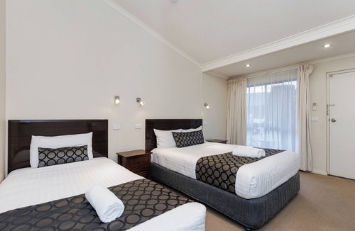 Tumut Hotel | Amaroo Motel