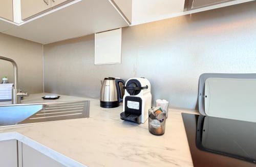 Dutch Quarter Apartment | Amaroo - Serviced Apartments "Branden"