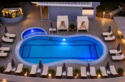 Amoudi Apartment | Amarylis Beachfront Studios