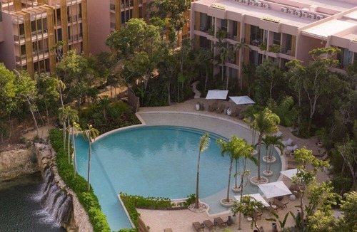 Zama Condo | Amazing 1BR in Tulum Jungle w Pool | Restaurant