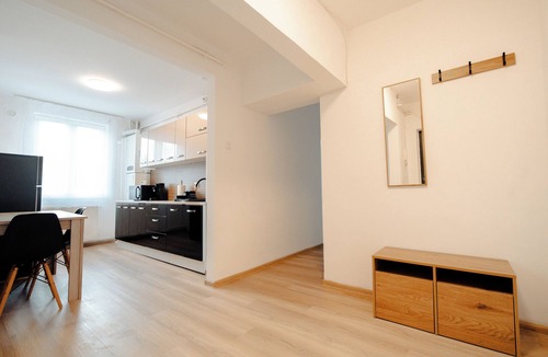 Sighetu Marmatiei Apartment | Amazing 2-bedroom apartment in enchanting Sighetu Marmației perfect for relaxing