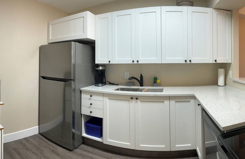Rosemount Condo | Amazing 2-bedroom condo! Unbeatable location! Perfect for medium-to-long stays!