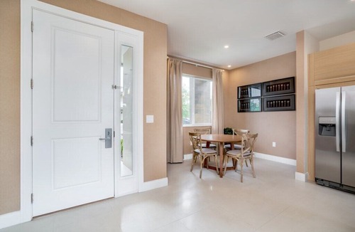 Florida Central Atlantic Coast House | Amazing 4 Bedroom Magic Village Resort 2 Mins From Disney