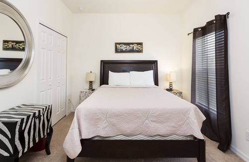 Bellavida House | Amazing 4Br 3Bath Townhome with POOL and BBQ just 15min to Disney 1625ft