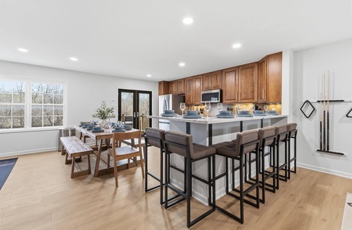 Downtown Indianapolis House | Amazing 5BR Retreat Near Downtown Indy