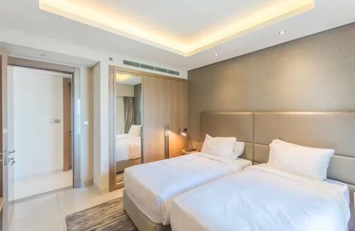 Business Bay Apartment | Amazing apartment in downtown