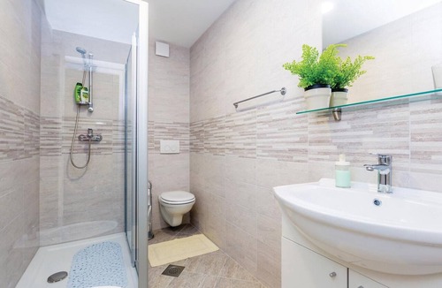 Punat Apartment | Amazing apartment in Krk with WiFi