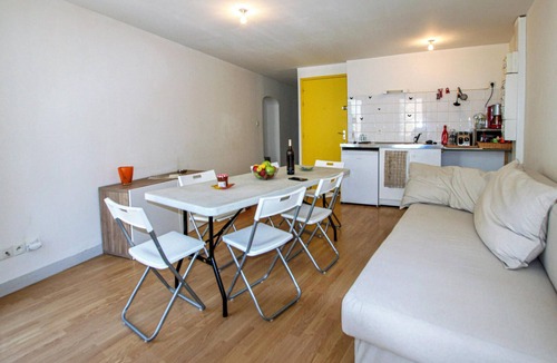 Seyne Apartment | Amazing apartment in SEYNE with kitchen