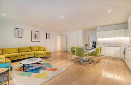 Docklands Apartment | Amazing Apartment near City Airport/ExCeL